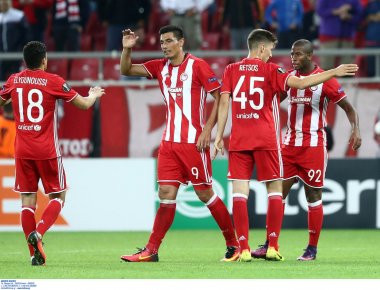 Στη πρώτη θέση της Σούπερ Λίγκα ο Ολυμπιακός